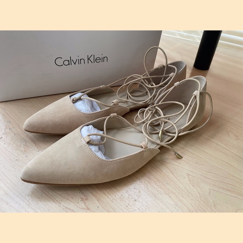NIB Calvin Klein Haide Suede Lace-Up Flats 10M